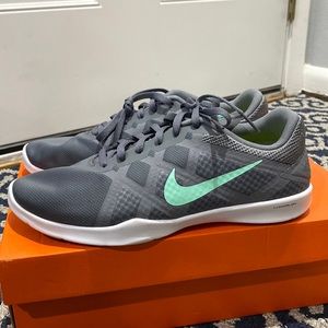 Womens Nike Lunar Lux Trainer